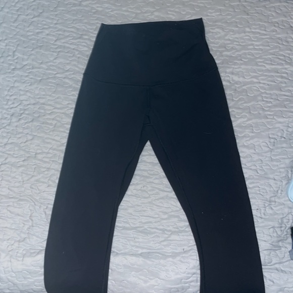 lulu wonder under leggings, good condition - Picture 2 of 3